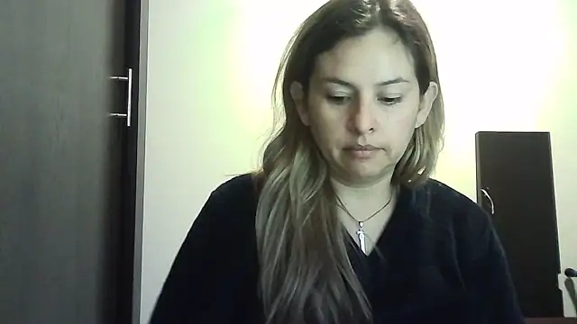 Valery  Rouse  online show from 03/27/26, 12:17