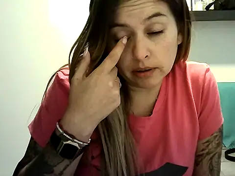 Valery  Rouse  online show from 07/15/26, 10:06