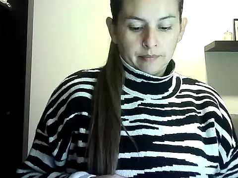 Valery  Rouse  online show from 04/18/26, 02:14