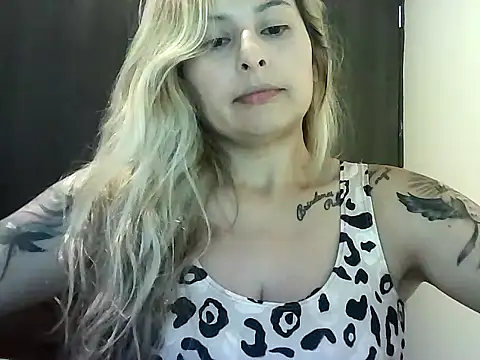 Valery  Rouse  online show from 12/05/25, 08:06