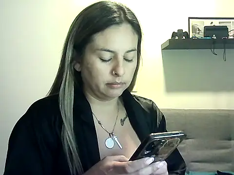 Valery  Rouse  online show from 05/24/26, 01:27