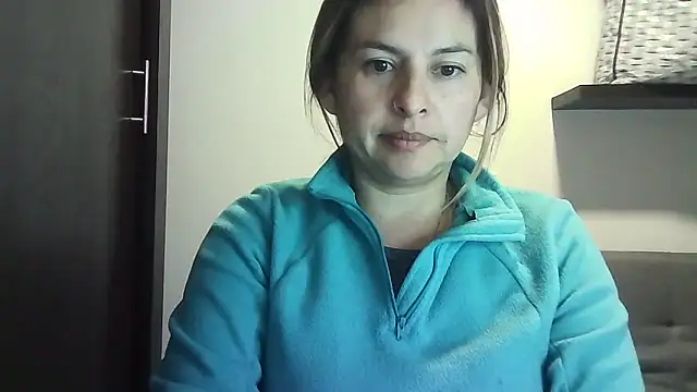 Valery  Rouse  online show from 04/11/26, 04:20