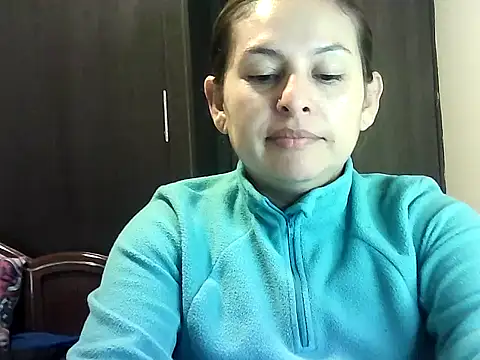 Valery  Rouse  online show from 03/09/26, 11:08