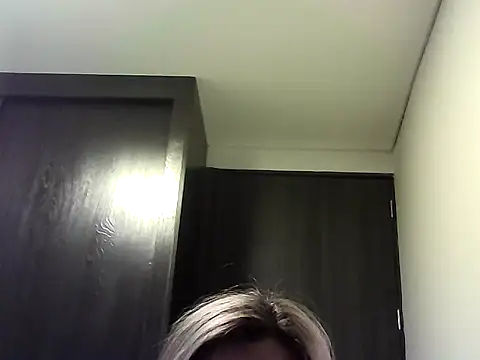 Valery  Rouse  online show from 10/05/25, 09:49