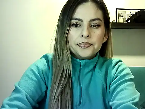 Valery  Rouse  online show from 07/18/26, 01:03