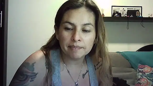 Valery  Rouse  online show from 06/15/26, 11:04