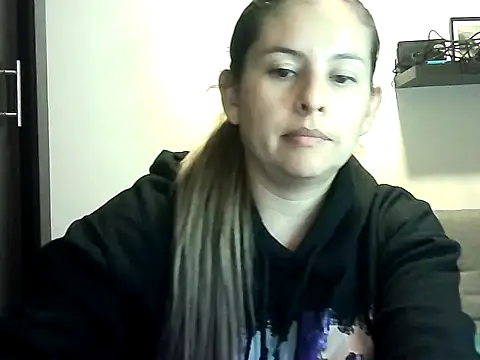 Valery  Rouse  online show from 04/29/26, 02:16