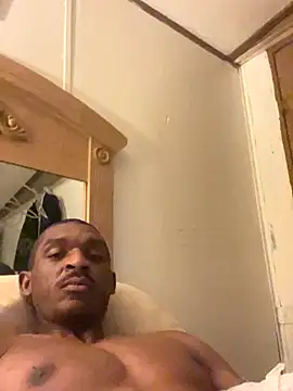 Snapshot of CaramelBrownBBC14 chatting on 10/29/25, 12:59 CaramelBrownBBC14 online show from 10/29/25, 12:59