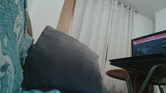 SecretBrunette online show from 12/01/25, 02:01