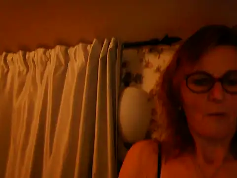 Snapshot of Valinella chatting on 02/07/26, 08:39 Valinella online show from 02/07/26, 08:39