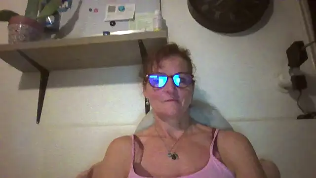 Snapshot of Valinella chatting on 09/09/25, 07:34 Valinella online show from 09/09/25, 07:34