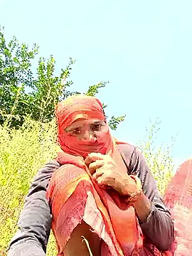 Hot-honi online show from 10/11/25, 08:04