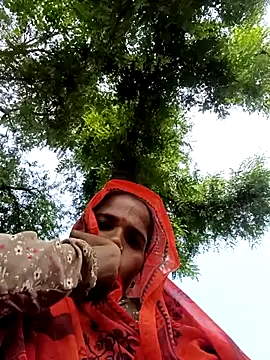 Hot-honi online show from 10/15/25, 06:11