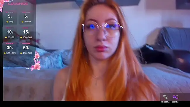 DaddysLittleSlutfox online show from 11/25/25, 09:42