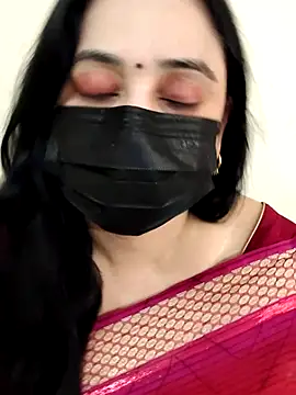 Monica cams online show from 11/18/25, 04:05