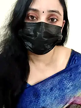 Monica cams online show from 10/28/25, 02:34