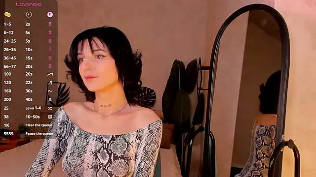 Lynn Martin online show from 04/19/26, 12:44