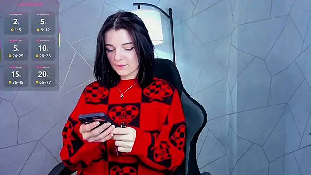 Lynn Martin online show from 11/07/25, 01:10