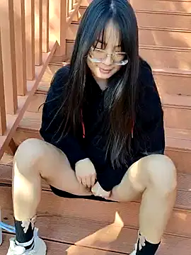 shaoshao-7758 online show from 11/20/25, 04:02