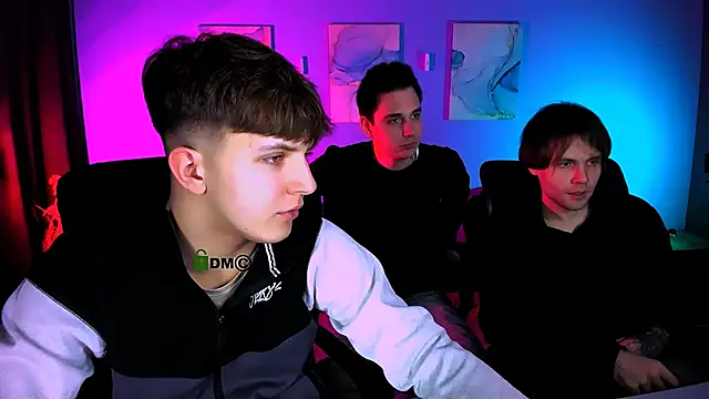 travis wolf  online show from 02/16/26, 09:41