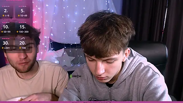 travis wolf  online show from 11/12/25, 07:51