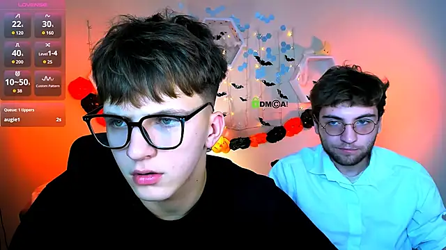 travis wolf  online show from 10/25/25, 07:14