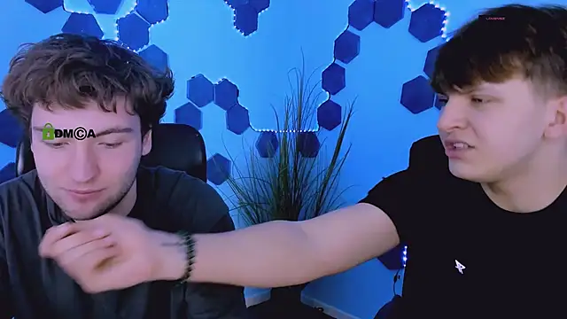 travis wolf  online show from 03/06/26, 09:48