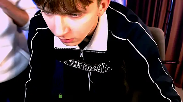 travis wolf  online show from 11/30/25, 07:58