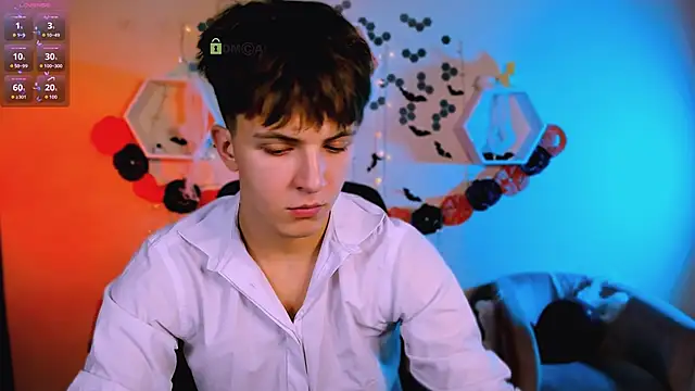 travis wolf  online show from 11/02/25, 07:52