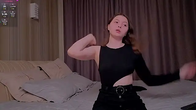 Ruminelle online show from 11/15/25, 12:42