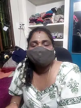 Snapshot of Tamil_Kavitha10 chatting on 05/15/26, 05:33 Tamil Kavitha10 online show from 05/15/26, 05:33