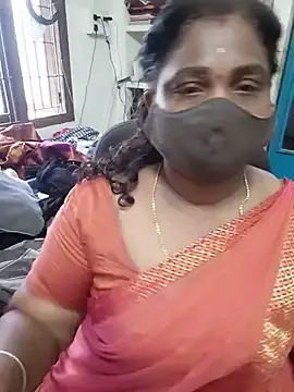 Snapshot of Tamil_Kavitha10 chatting on 07/05/26, 01:10 Tamil Kavitha10 online show from 07/05/26, 01:10