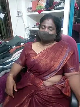 Snapshot of Tamil_Kavitha10 chatting on 04/18/26, 08:09 Tamil Kavitha10 online show from 04/18/26, 08:09