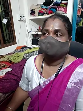 Snapshot of Tamil_Kavitha10 chatting on 05/27/26, 05:09 Tamil Kavitha10 online show from 05/27/26, 05:09
