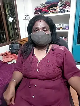 Snapshot of Tamil_Kavitha10 chatting on 05/12/26, 05:52 Tamil Kavitha10 online show from 05/12/26, 05:52