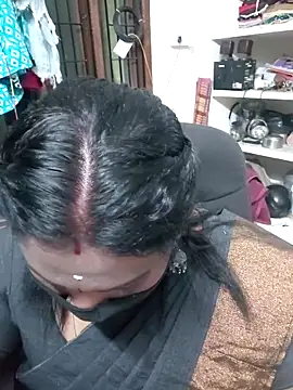 Tamil Kavitha10 online show from 10/31/25, 02:57