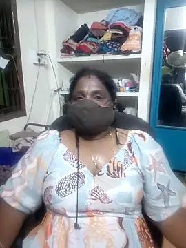 Snapshot of Tamil_Kavitha10 chatting on 06/05/26, 08:47 Tamil Kavitha10 online show from 06/05/26, 08:47