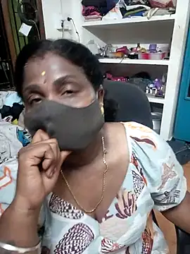 Snapshot of Tamil_Kavitha10 chatting on 07/13/26, 05:56 Tamil Kavitha10 online show from 07/13/26, 05:56