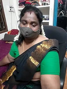 Snapshot of Tamil_Kavitha10 chatting on 05/10/26, 03:36 Tamil Kavitha10 online show from 05/10/26, 03:36