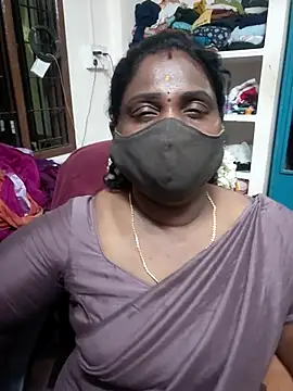 Snapshot of Tamil_Kavitha10 chatting on 06/02/26, 06:08 Tamil Kavitha10 online show from 06/02/26, 06:08