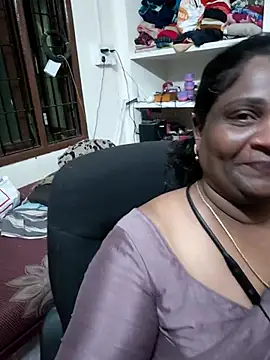 Snapshot of Tamil_Kavitha10 chatting on 06/09/26, 03:35 Tamil Kavitha10 online show from 06/09/26, 03:35