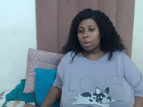 Chubby Queenx255 online show from 10/26/25, 11:43