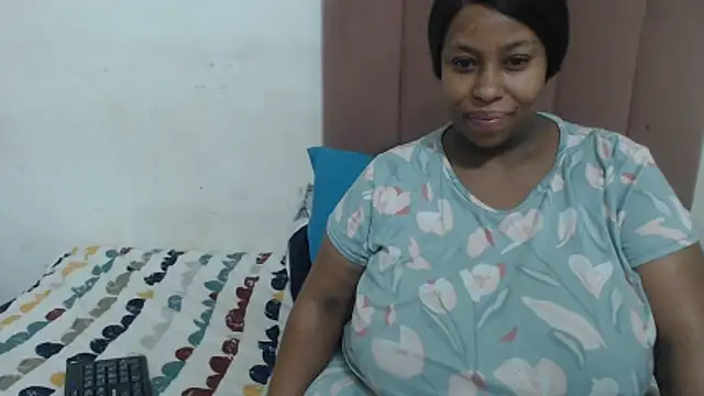 Chubby Queenx255 online show from 11/22/25, 04:11