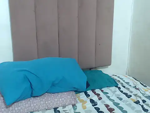 Chubby Queenx255 online show from 10/25/25, 05:17