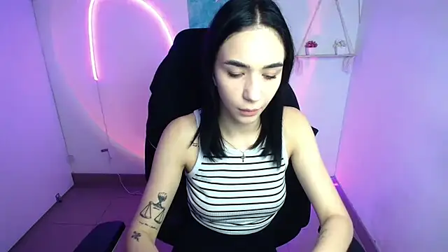 Bella Night4 online show from 10/30/25, 07:17