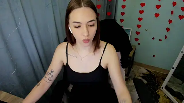 Bella Night4 online show from 03/25/26, 07:30