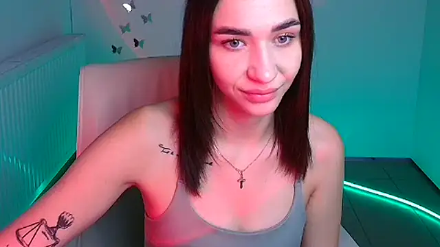 Snapshot of Bella_Night4 chatting on 09/14/25, 05:30 Bella Night4 online show from 09/14/25, 05:30