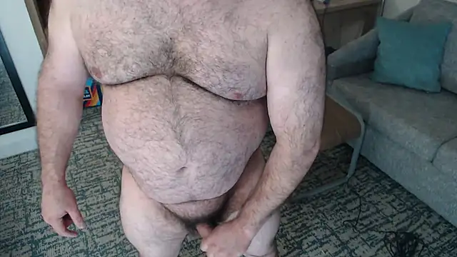 Snapshot of bullmusclejoe chatting on 10/27/25, 12:33 bullmusclejoe online show from 10/27/25, 12:33