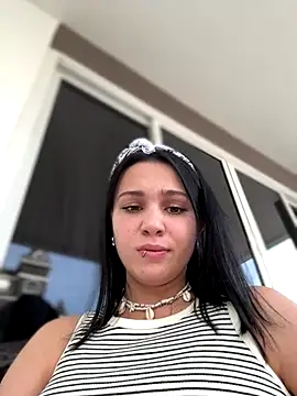 VendiMur online show from 11/23/25, 01:59