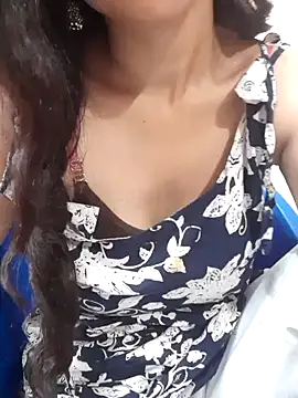 Snapshot of siya_rani67 chatting on 09/21/25, 05:23 siya rani67 online show from 09/21/25, 05:23
